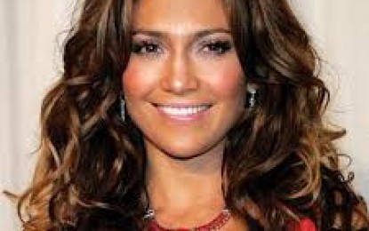 Jennifer Lopez este acuzată de HĂRŢUIRE SEXUALĂ
